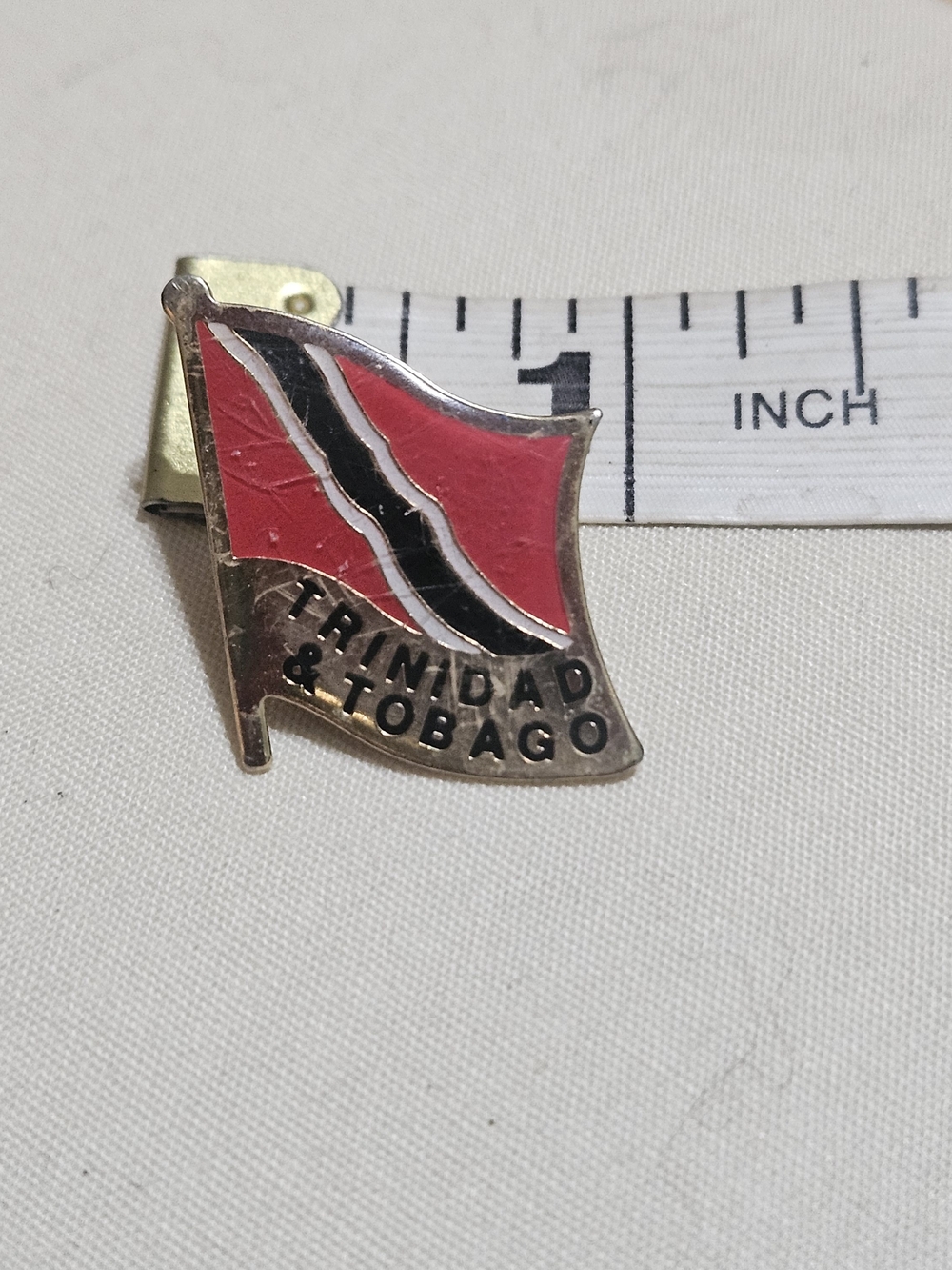 Vintage Trinidad & Tobago Glag Lapel Pin